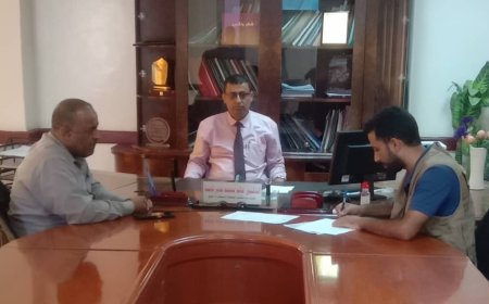 مدير عام مكتب الصحة بلحج يناقش مع منظمة الإغاثة الأولية الدولية تدخلاتها الجديدة بالمحافظة