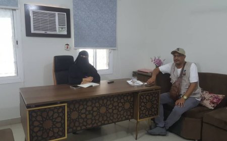 خبير الاقتصاد الرقمي بـ"طفل الحرب" يبحث مع "مؤسسة السمو" تعزيز مشاركة النساء في مشروع التمكين الرقمي بالمكلا