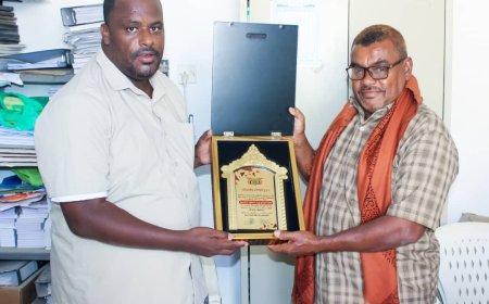 جمعية صيادي بروم السمكية تحظى بتكريم السلطة المحلية ومكتب الشؤون الاجتماعية