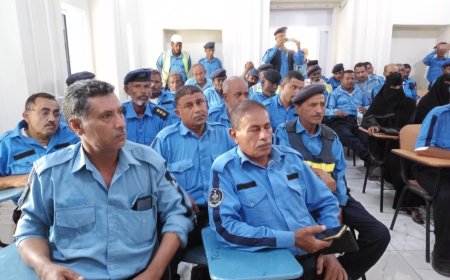 اختتام دورة قانون وآداب السير لشرطة المرور في لحج