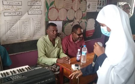 أستعداداً للإحتفال بعيد الاستقلال الوطني..   بامطيرة والبصير يشرفان على بروفات حفل الأغنية الثورية الوطنية بمجمع الفتح للبنات بخنفر