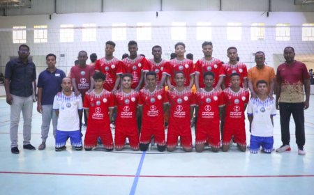 برعاية المحافظ بن ماضي ، بتمويل من البرنامج السعودي لتنمية واعمار اليمن.. وحدة تريم يتأهل إلى نهائي البطولة التنشيطية للكرة الطائرة الثانية بوادي حضرموت