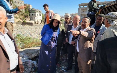 وكيل محافظة تعز يدشن تنظيف سد صينة من مخلفات السيول