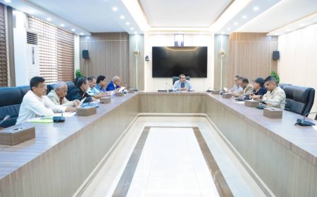 الوكيل الغتناني يرأس اجتماع لجنة تسجيل المبيدات ويؤكد على تشديد الرقابة وتعزيز إدارة السلامة الزراعية