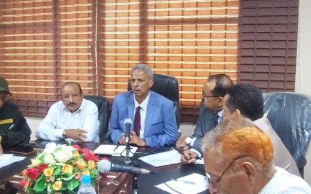 تنفيذي لحج يعقد اجتماعه الدوري برئاسة المحافظ تركي ويؤكد أهمية الانضباط الإداري