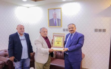 ساعة حافلة في مكتب وزير النقل الدكتور عبدالسلام صالح حُميد..صور