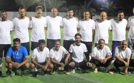 فريق قدامى مديرية شبام في رحلة ترفيهية إلى ساحل حضرموت 