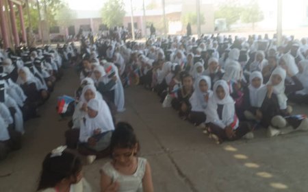 بحضور الحالمي… مدرسة خديجة للبنات في لحج تحتفي بالذكرى الـ58 لعيد الاستقلال الوطني