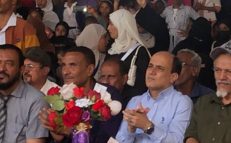 بطابع وطني وتزامنا مع احتفالات شعبنا الجنوبي باعياد أكتوبر ونوفمبر المجيدة.. ومن مدرسة الشوكاني هذه المره دارسعد تولصل فعالياتها بحفل فني بهيج