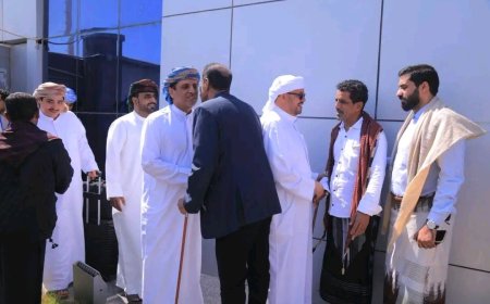 تزامناً مع احتفالات نوفمبر... وصول بن عفرار وباكريت إلى المهرة للمشاركة في فعاليات الذكرى الـ58 للاستقلال