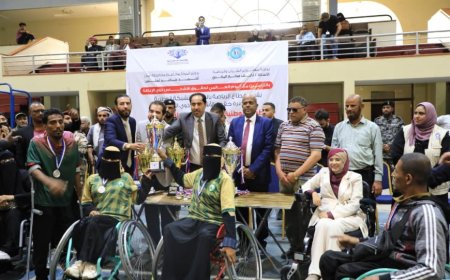 شركة البسيري للصرافة تكرّم منتخب حضرموت للكراسي المتحركة بدعم مالي تقديراً لإنجازه