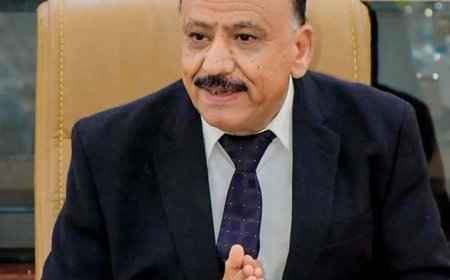 وزير النقل يهنئ بمناسبة الذكرى الـ58 لعيد الاستقلال الوطني المجيد