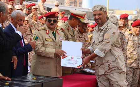 تكريم للمؤسسة العامة للآثاث والنجهيزات المدرسية