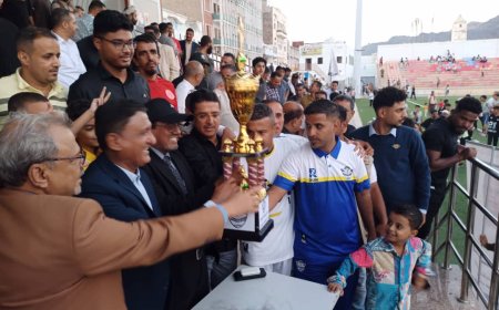 بركلات الترجيح.. نادي الطيران يتفوق على منتخب عدن المرصع بالنجوم في لقاء الإشهار الرسمي