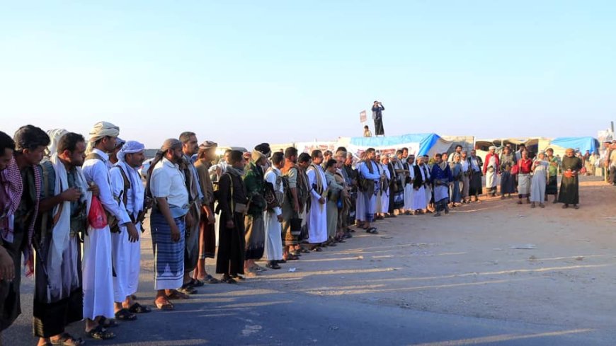 وكيل محافظة ذمار ومشائخ قبائل مراد وخولان يزورون المهرة لمتابعة قضية مقتل الطفل الجرادي