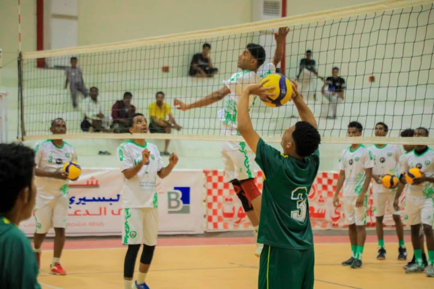 برعاية المحافظ بن ماضي وتمويل البرنامج السعودي لتنمية وإعمار اليمن.. المكلا يتخطى وحدة شحير ويجدد آماله بالتأهل ويشعل المنافسة مع أهلي الغيل