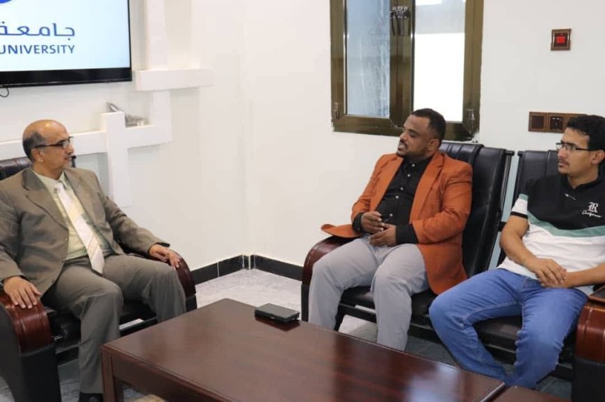 رئيس جامعة شبوة يبحث تعزيز تأهيل الخريجين لسوق العمل وتمويل مشاريعهم عبر برنامج مهنتي