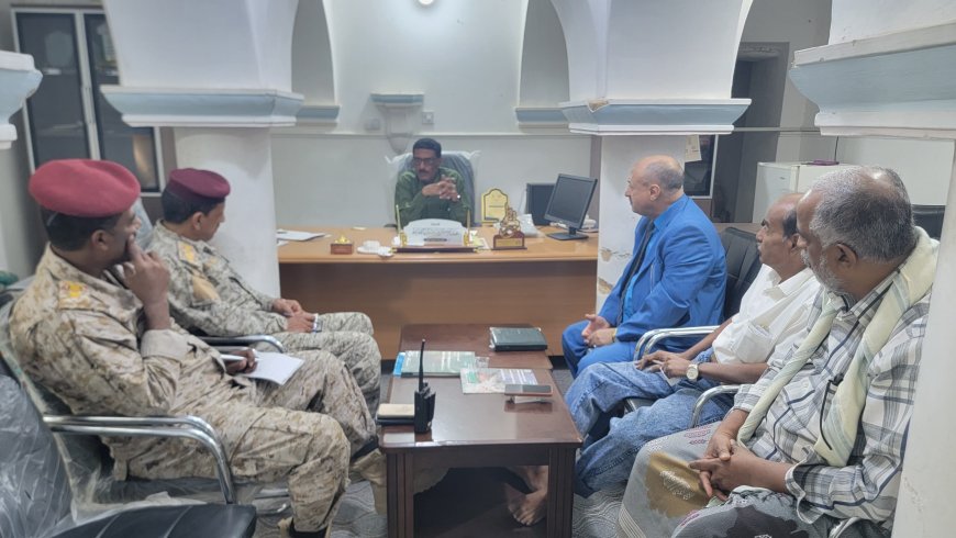 مدير عام تريم يترأس اجتماع اللجنة الأمنية لمناقشة الأوضاع الأمنية وتعزيز الاستقرار في المديرية