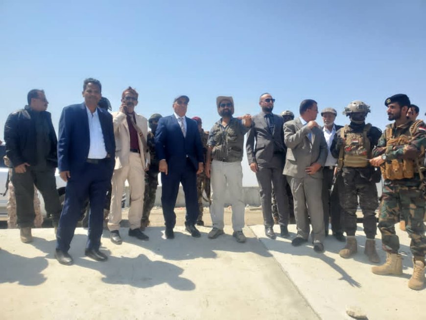 نائب وزير الصناعة والتجارة يزور سد حسان الاستراتيجي في أبين برفقة محافظ المحافظة لمتابعة مشاريع التنمية المستدامة