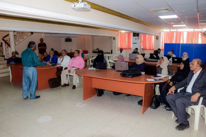 استهدفت أعضاء هيئة التدريس.. دورة تدريبية بكلية الطب بجامعة عدن حول توظيف الذكاء الاصطناعي في التعليم الطبي
