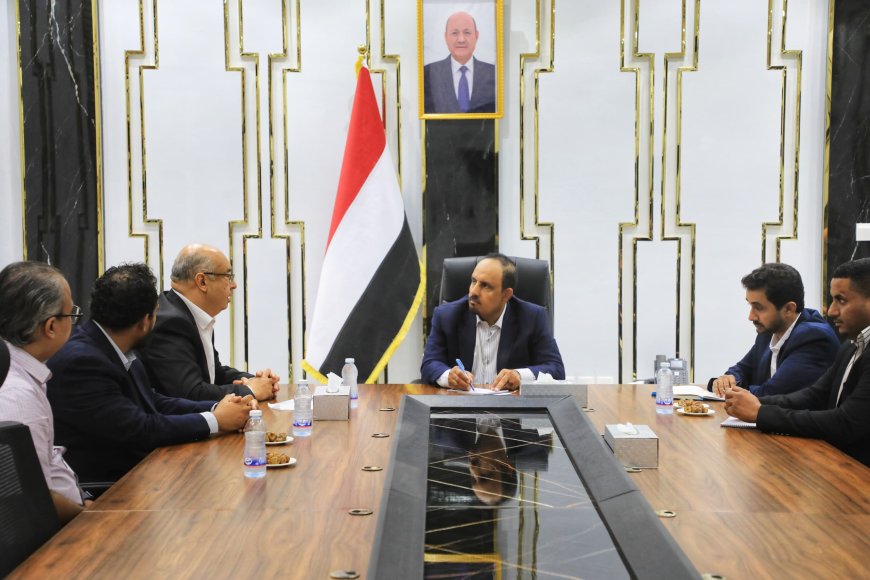 محافظ حضرموت يبحث مع وفد منظمة اليونيسكو تعزيز التعاون في حماية التراث الثقافي