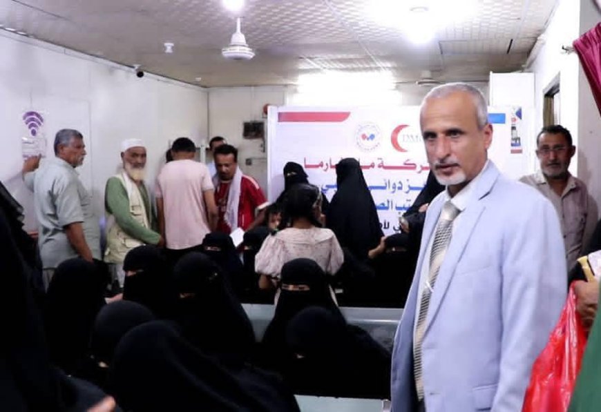 الوكيل الشبحي يدشن المخيم الطبي المجاني لمرضى السكر والضغط في مركز دوائي ويتفقد سير العمل في مركز الطوارئ التوليدية بالبريقة