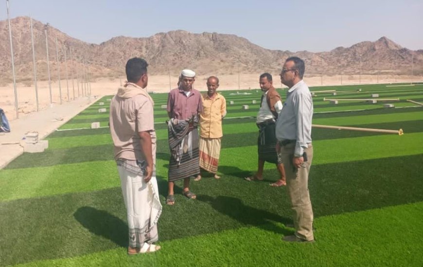 مدير عام الوضيع يتفقد اللمسات الأخيرة قبل افتتاح ملعب الناصر الرياضي