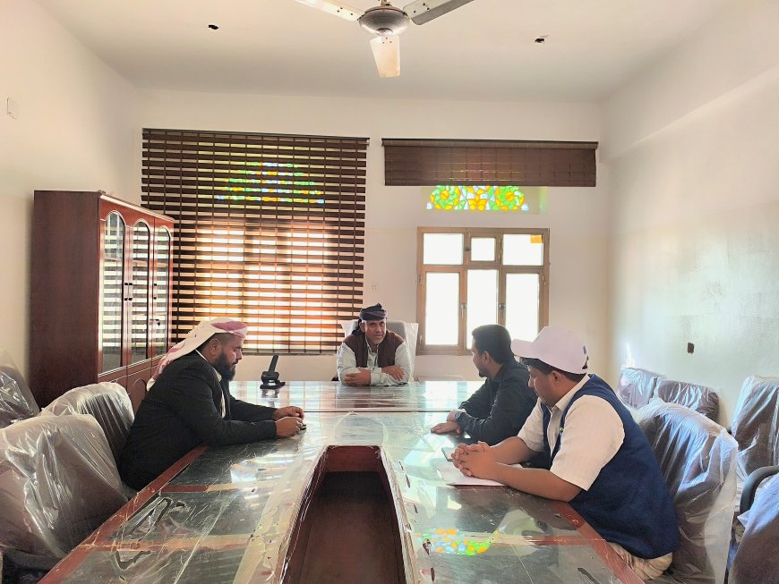 مدير عام مديرية المحفد يستقبل وفد مؤسسة نور الإبداع للتنمية