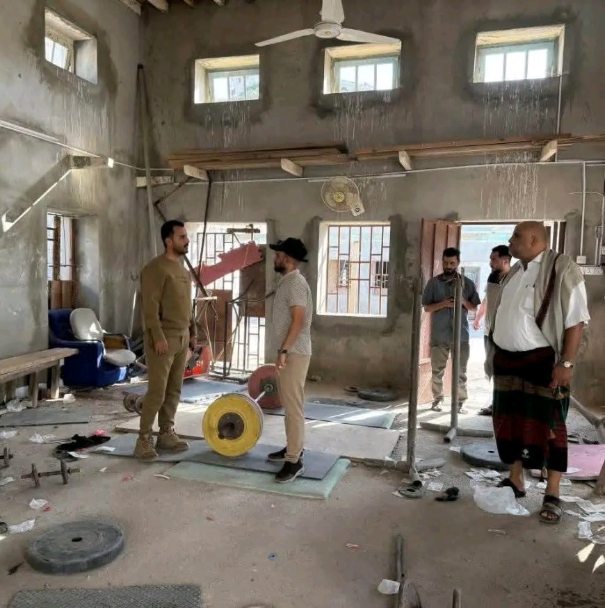 رئيس نادي التلال يتفقد مشروع تأهيل مبنى النادي