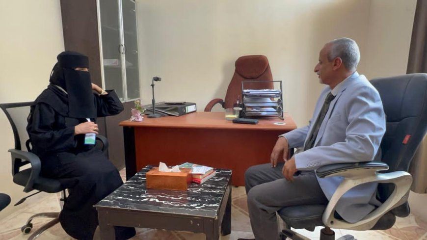 الوكيل الشبحي يزور مقر مؤسسة إحسان للتنمية الإنسانية ويناقش معها التدخلات القادمة في القطاع الصحي 