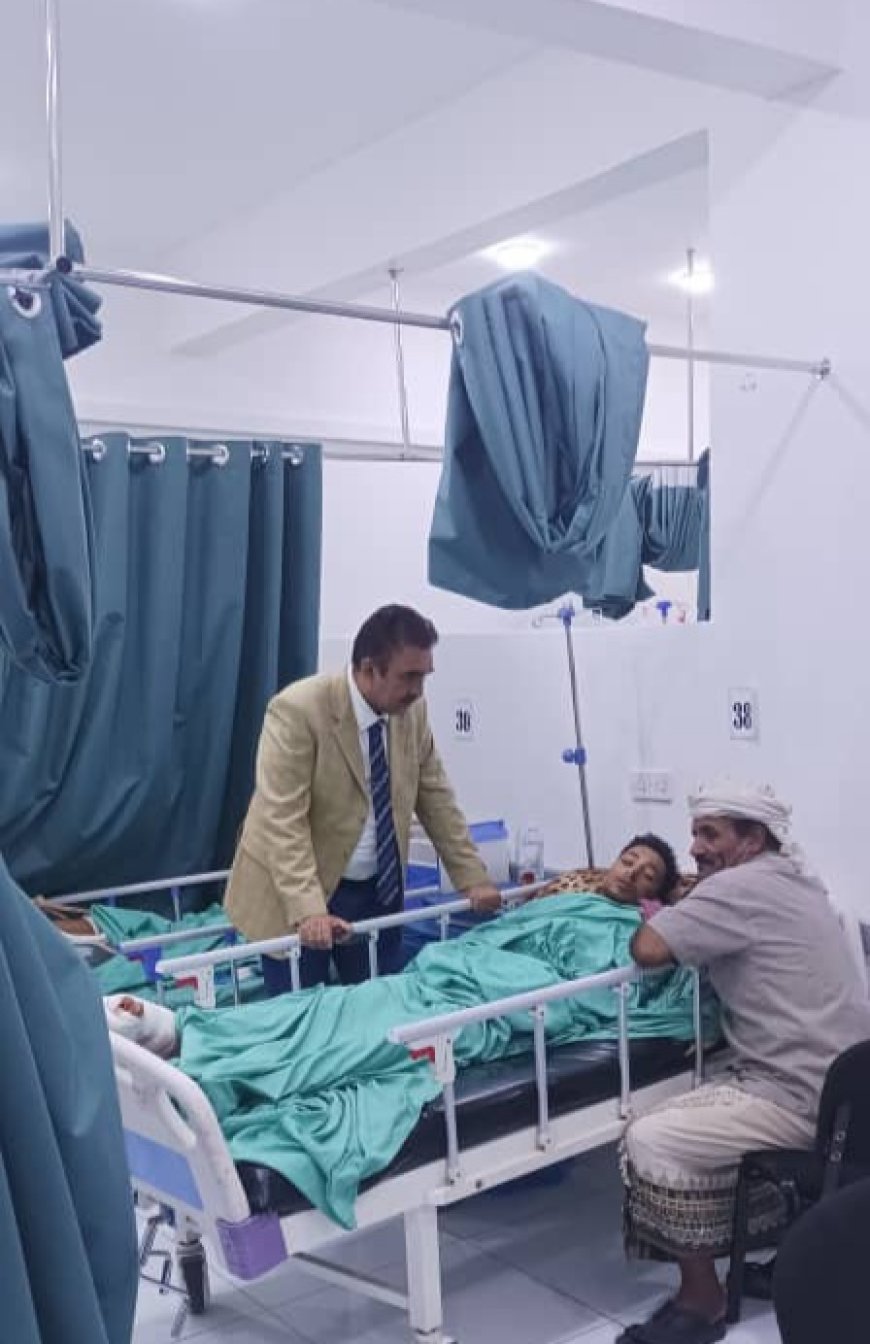 وكيل محافظة أبين يتفقد مستشفى عبود العسكري ويشيد بجهود الخدمات الطبية الجنوبية