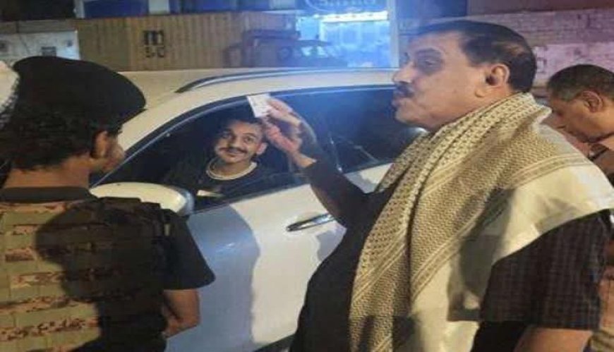 مدير أمن عدن اللواء مطهر الشعيبي يفاجئ مراكز الشرطة بنزولات ميدانية مسائية لتقييم الجاهزية