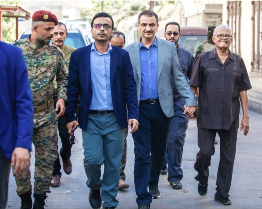 المحافظ لملس يتفقد الإدارة العامة لمكتب الثقافة ويعلن عن دعم مشاريع نوعية تعيد لعدن القها الثقافي والفني