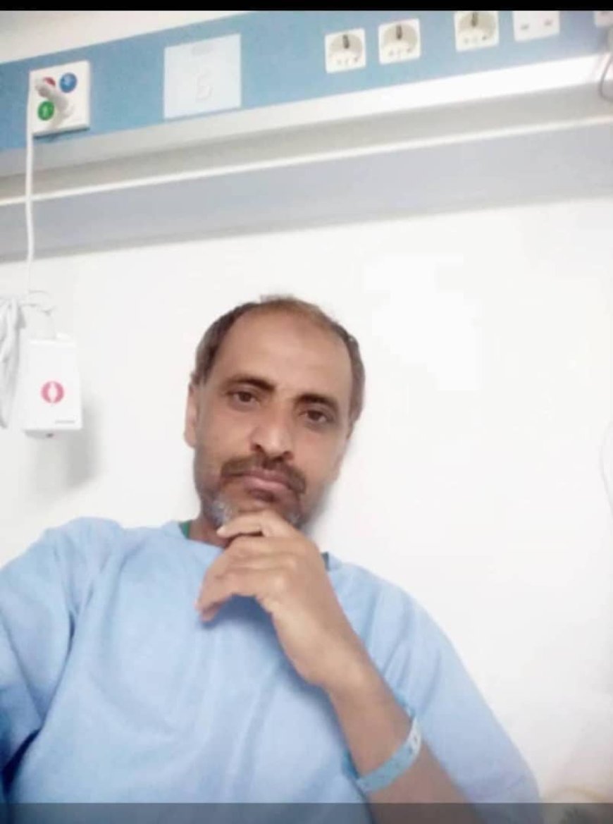 إدارة ومعلمو وطلاب مجمع النصر التعليمي بيافع تعزي بوفاة الاستاذ مهدي علي