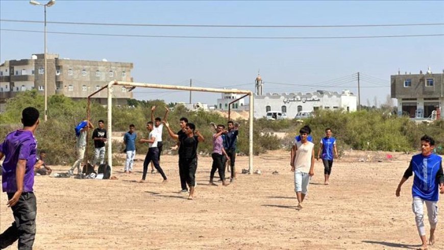 كلية الحقوق بجامعة عدن تدشن الأنشطة الطلابية للعام الجامعي الجديد في أجواء مفعمة بالحماس