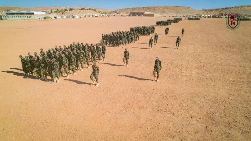 بعرض عسكري مهيب.. قوات دفاع شبوة تحتفل بتخريج اللواء الثامن