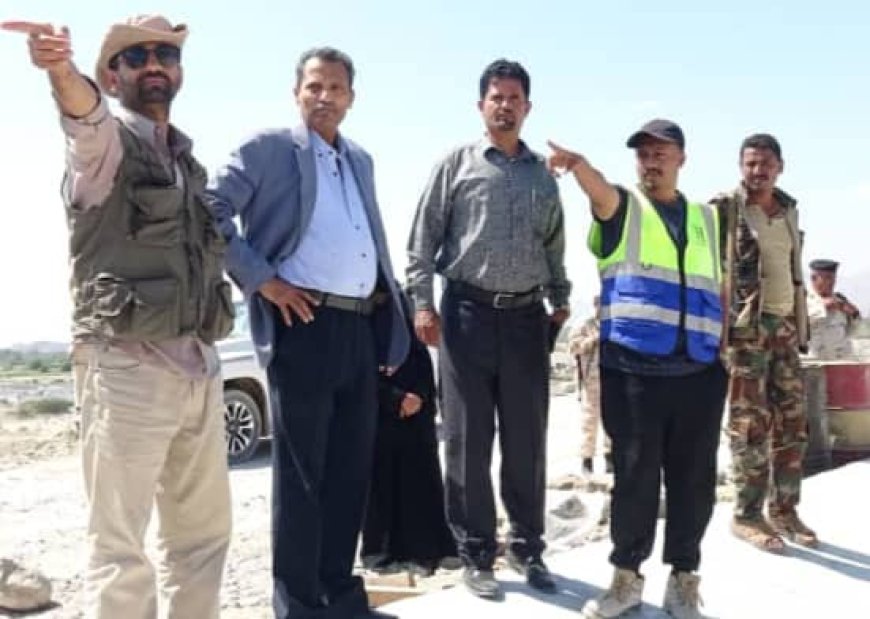 محافظ أبين يتفقد سير الأعمال الإنشائية لسد حسان ويشيد بمستوى الإنجاز