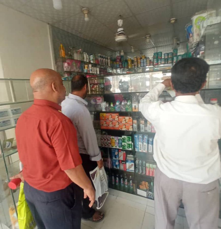 مدير الصيدلة بعدن يؤكد مواصلة العمل الرقابي للصيدليات لضمان حقوق المواطنين