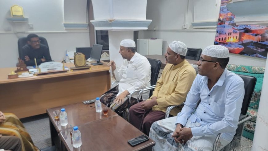 مدير عام تريم يلتقي إدارة مؤسسة الرأفة للتنمية ويشيد بجهودها الإنسانية والاجتماعية