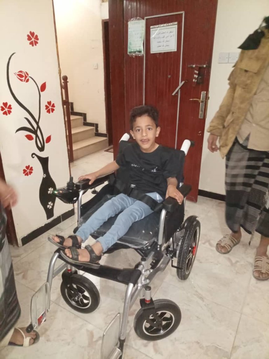 لودر.. نشاط مجتمعي يوفر كرسي كهربائي لطفل من ذوي الإعاقة والجمعية تناشد الجهات الرسمية دعم المعهد وإعادة مبناه