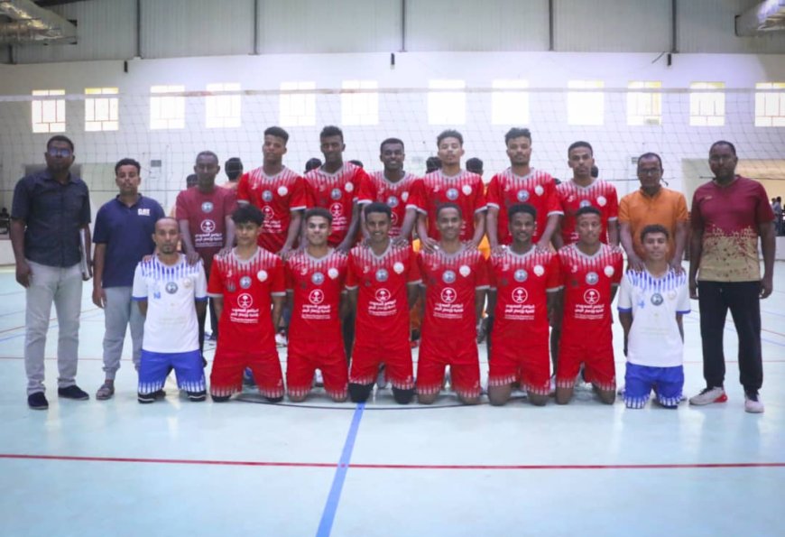 برعاية المحافظ بن ماضي ، بتمويل من البرنامج السعودي لتنمية واعمار اليمن.. وحدة تريم يتأهل إلى نهائي البطولة التنشيطية للكرة الطائرة الثانية بوادي حضرموت