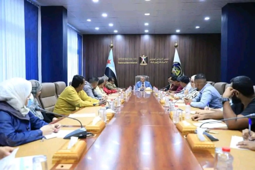 هيئة الشؤون الاجتماعية تستعرض أوضاع أسر الشهداء والجرحى والتحديات التي تواجههم