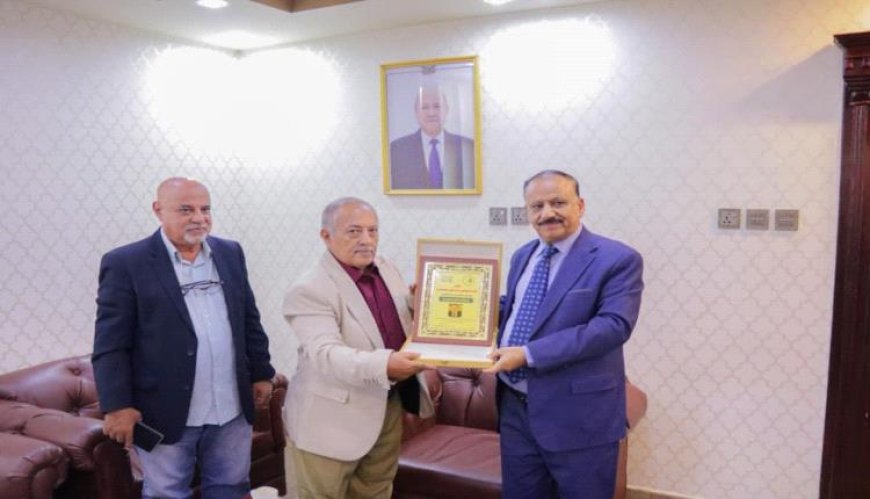 ساعة حافلة في مكتب وزير النقل الدكتور عبدالسلام صالح حُميد..صور