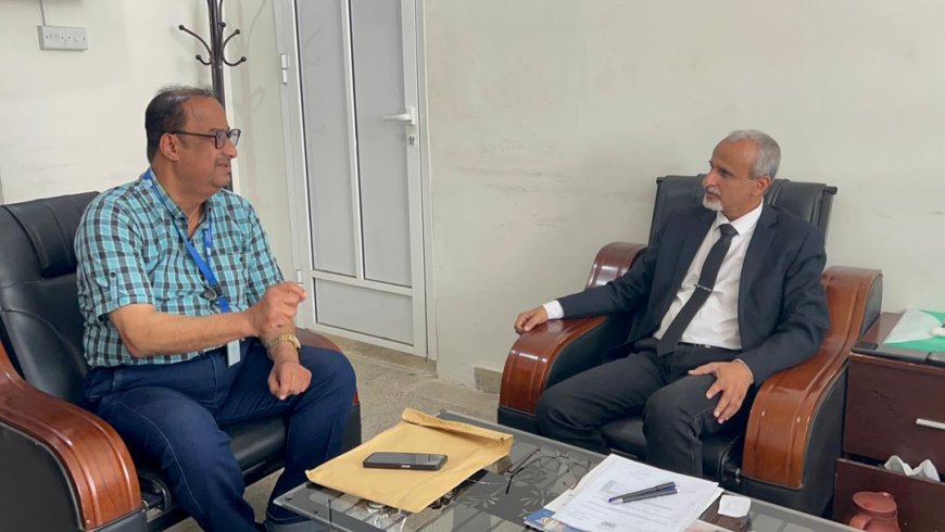 الوكيل الشبحي يلتقي مدير فروع معهد أمين ناشر للعلوم الصحية 