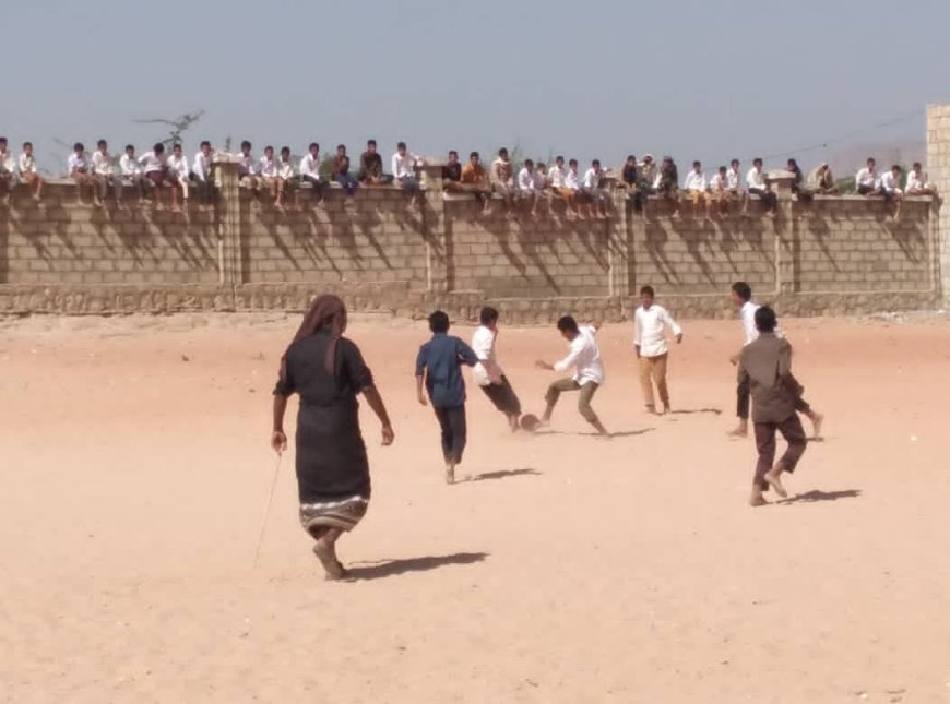 شعبة العربي تكسب شعبة العلوم بهدف نظيف-- في الدوري التنشيطي الكروي بمدرسة الفقيد بن عديو الخبر حبان