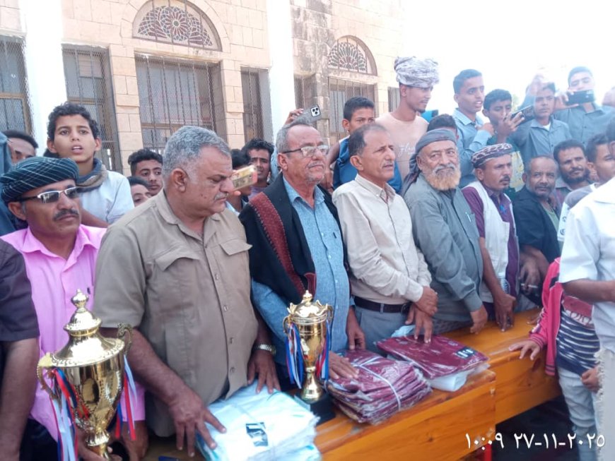 الشعلة بطلاً رياضياً وتعليمياً في مسابقات الذكرى الـ58 للاستقلال بمدارس حبيل جبر ردفان