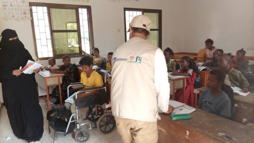 مؤسسة نبض الحياة الخيرية تتفقد مشروع تكامل التعليم التعويضي للاطفال المتسربين والمنقطعين عن التعليم بمدرسة البراء بن مالك بالبريقة 