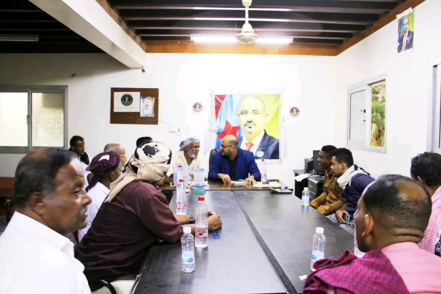 النائب الجفري يواصل نزولاته الميدانية للاطلاع على التحضيرات النهائية للمشاركة في فعالية 30 نوفمبر بسيئون