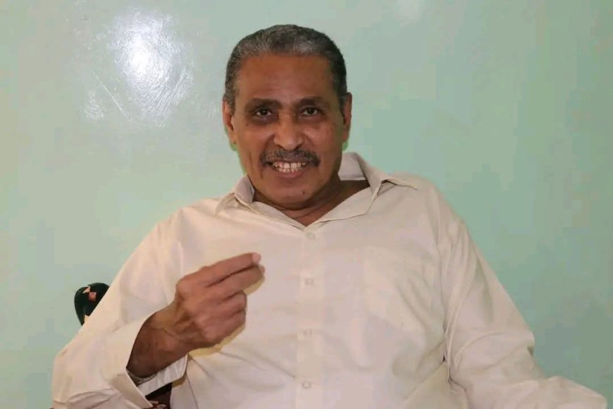 رئيس فرع المؤتمر الشعبي العام الجنوبي بأبين يعزي الإعلامي نظير كندح وشقيقه محمد في وفاة والدهم العميد أحمد سعيد كندح