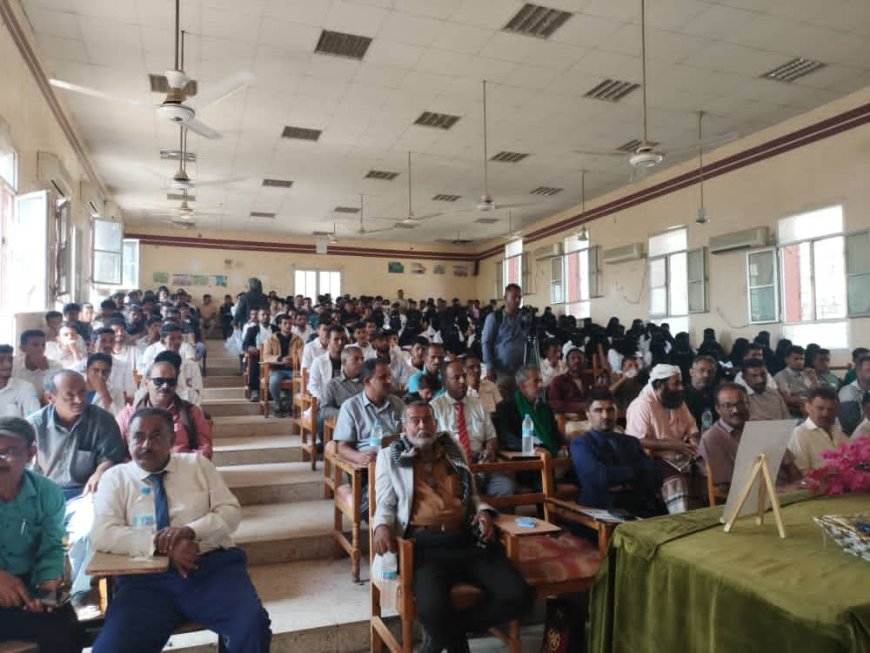 تزامناً بالاحتفال بعيد الاستقلال الوطني  كلية يافع الجامعية ومنسقيتها تنظم زيارة إلى كلية ردفان الجامعية بجامعة لحج 